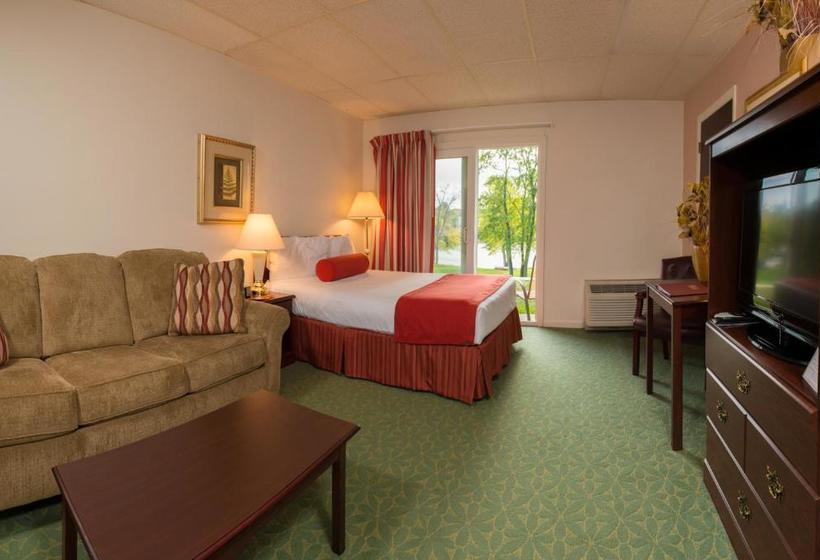 Отель University Inn Academic Suites