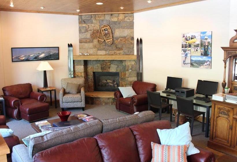 Отель Vail International Condominiums