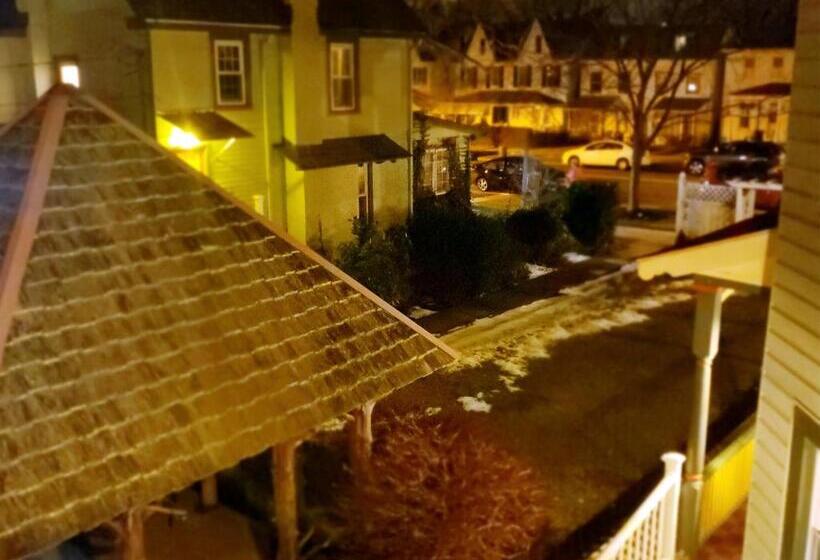 בית מלון כפרי Vandiver Inn