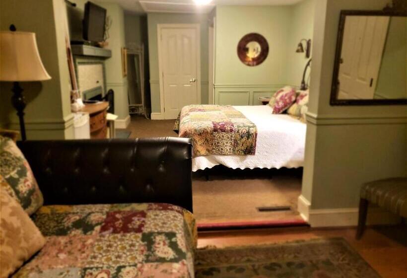 בית מלון כפרי Vandiver Inn