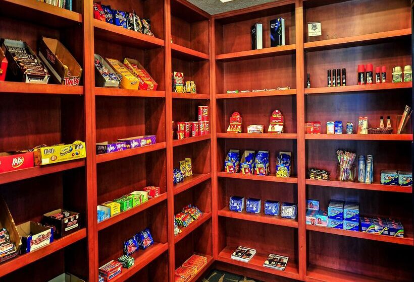 هتل Hilton Vacation Club Varsity Club South Bend, In