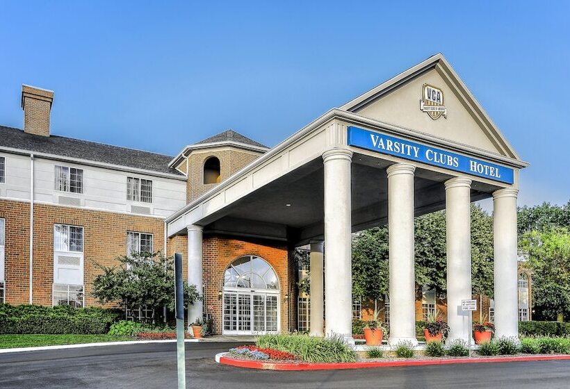 هتل Hilton Vacation Club Varsity Club South Bend, In