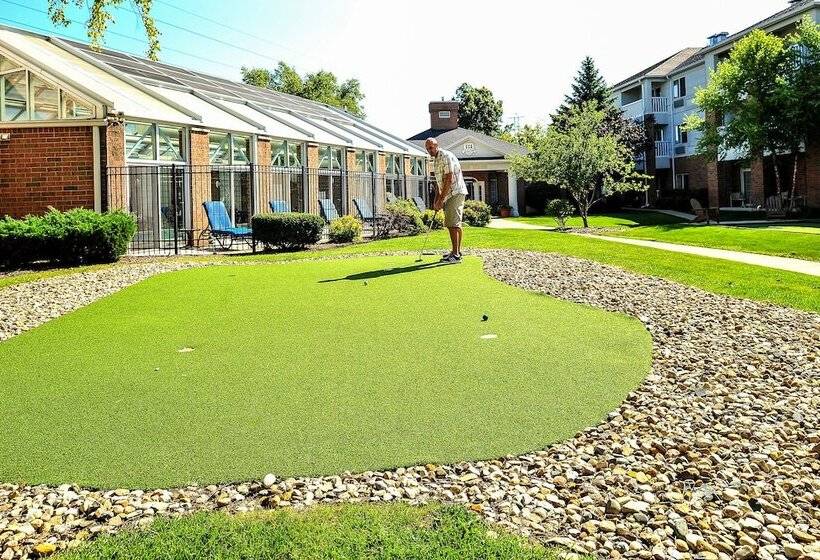 هتل Hilton Vacation Club Varsity Club South Bend, In