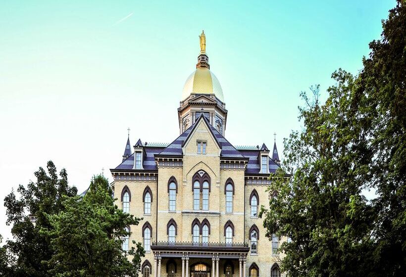 هتل Hilton Vacation Club Varsity Club Tucson