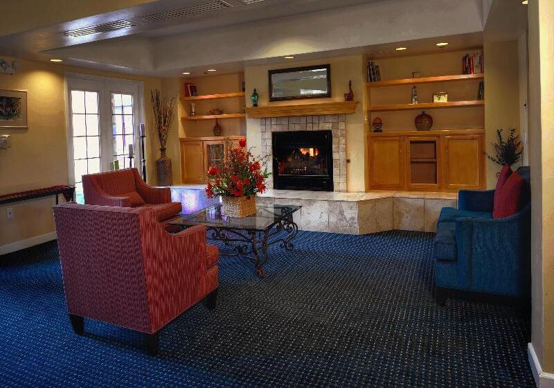 هتل Hilton Vacation Club Varsity Club Tucson