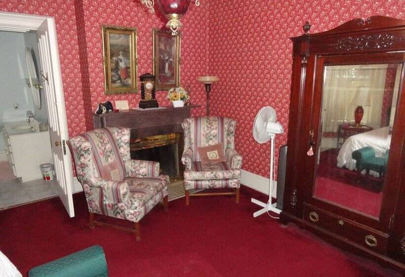 בית מלון כפרי Victorian Inn B&b