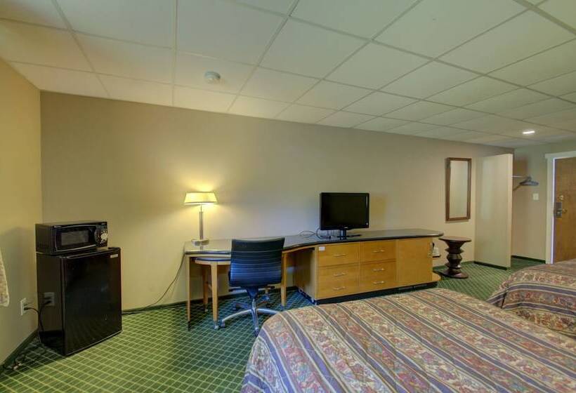 فندق Village Inn