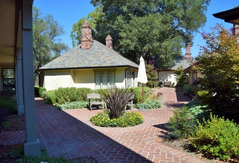 호텔 Vineyard Country Inn