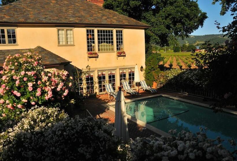 ホテル Vineyard Country Inn