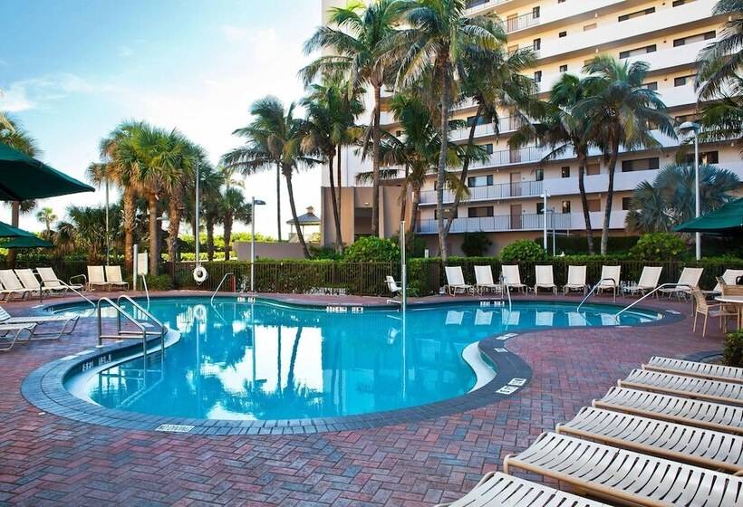 فندق Vistana Beach Club