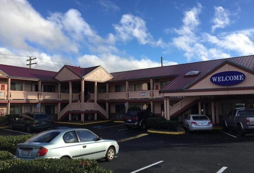 בית מלון כפרי Welcome Everett Inn