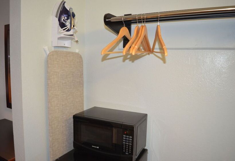 فندق Welcome Inn Corona