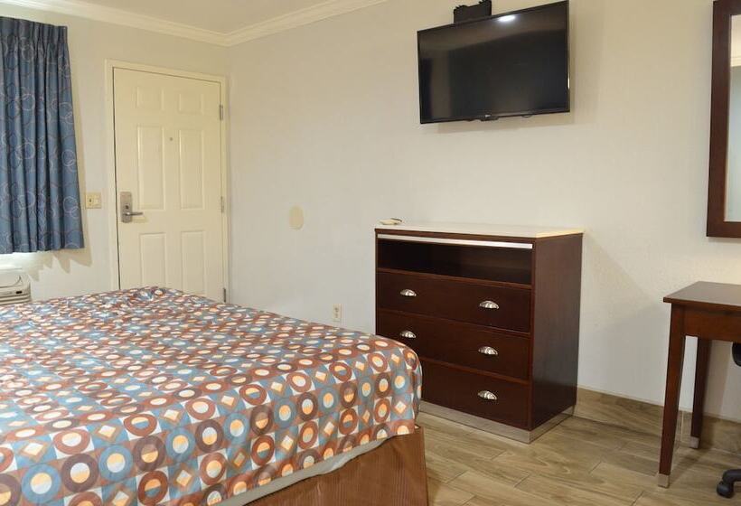 فندق Welcome Inn Corona