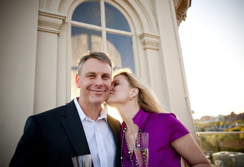 ホテル Wentworth Mansion