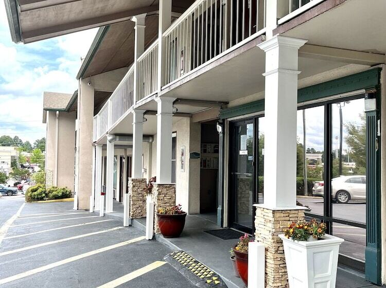 호텔 West Bank Inn