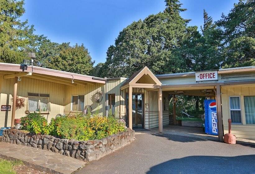 Отель Westcliff Lodge