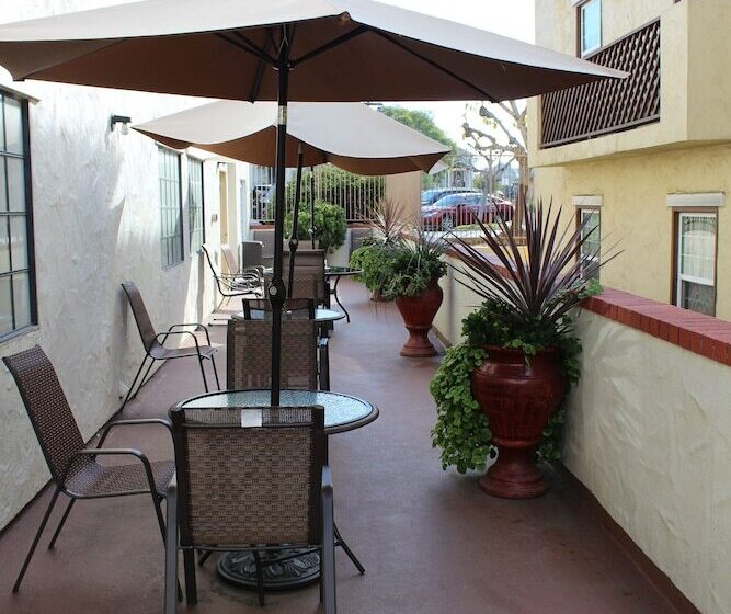 호텔 Old Town Western Inn