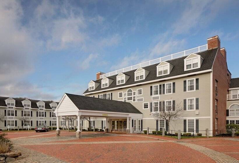 فندق Westford Regency Inn & Conference Center