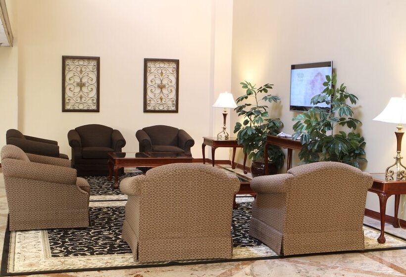 فندق Westford Regency Inn & Conference Center