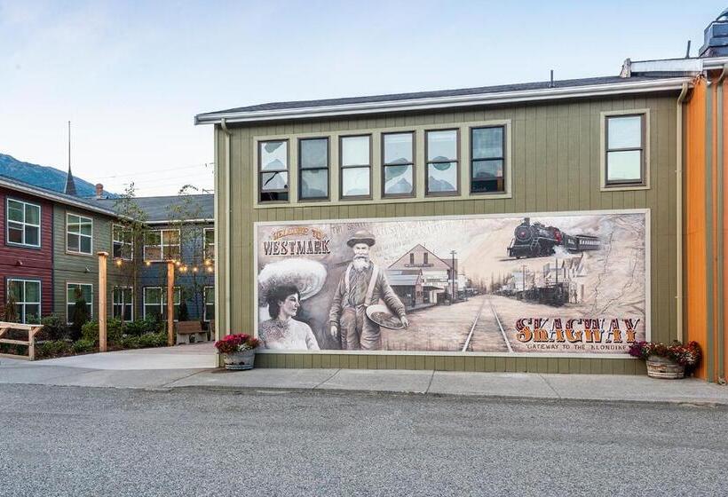 فندق Holland America Skagway Inn
