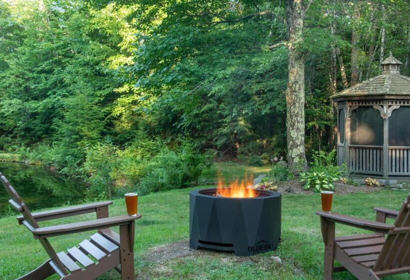 فندق White Horse Lodge