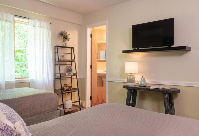 فندق White Horse Lodge