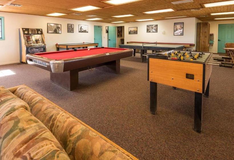 هتل White Stallion Ranch