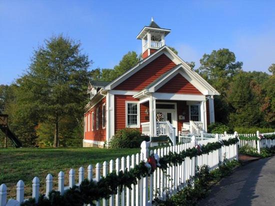 فندق Whitestone Inn