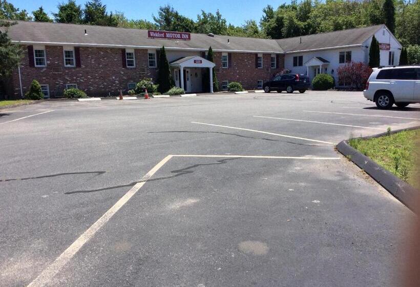 Отель Wickford Motor Inn