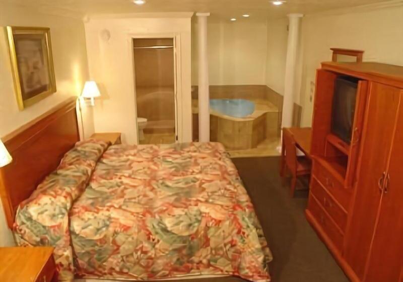 ホテル Wildwood Inn Tropical Dome & Theme Suites