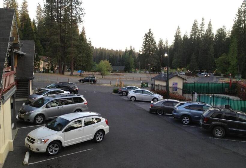 Отель Wildwood Inn