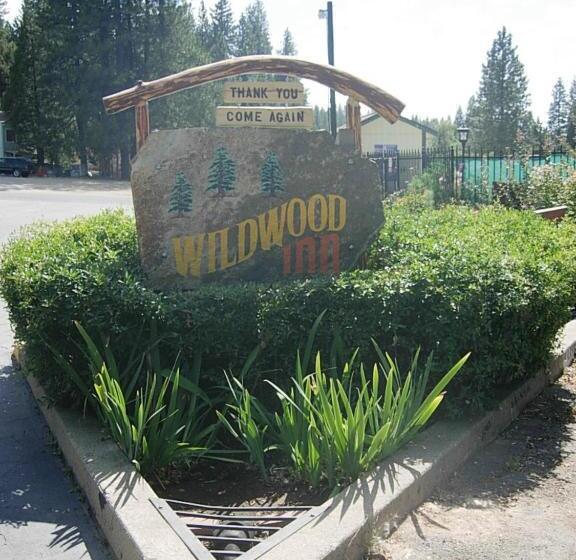 Отель Wildwood Inn