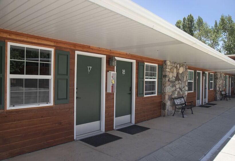 汽车旅馆  Silver Ridge Lodge