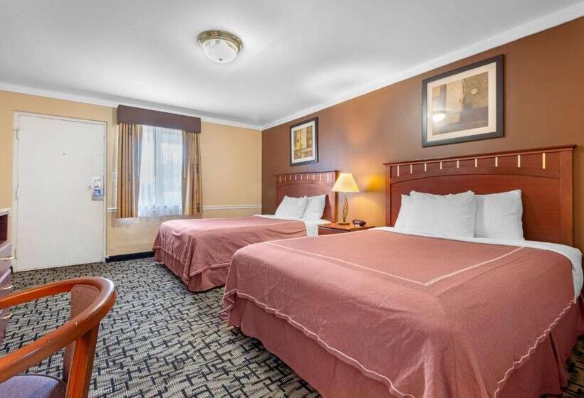 מוטל Village Haven Inn & Extended Stay