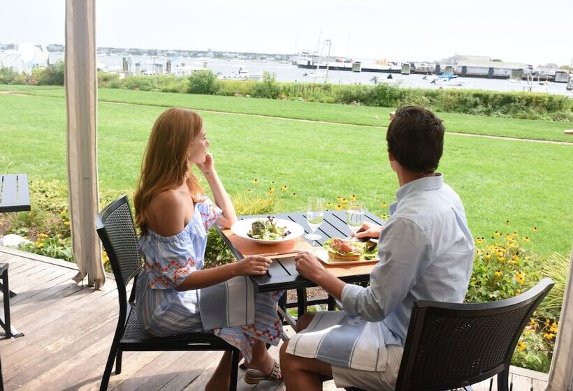 リゾートホテル White Elephant