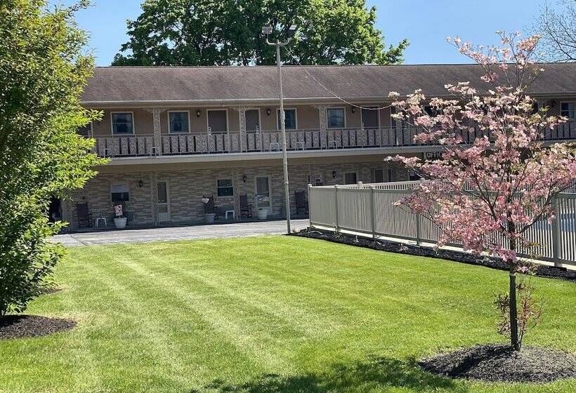 White Rose Motel Hershey