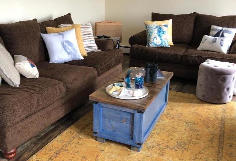 Baker Shore Bed And Breakfast