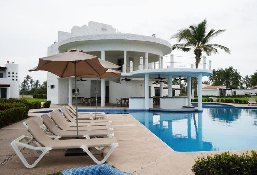 בית מלון כפרי Color Marino Seaside