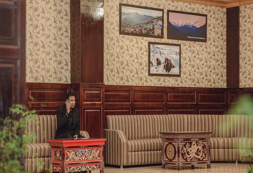 Отель Sinclairs Gangtok