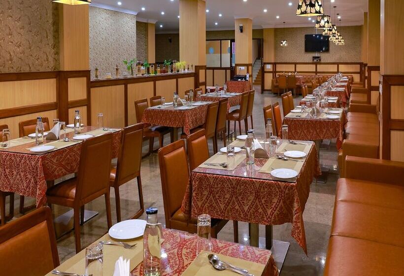 Отель Sinclairs Gangtok