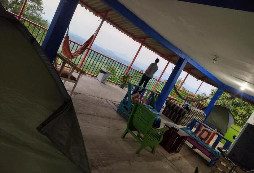 بنسيون H Shaddai