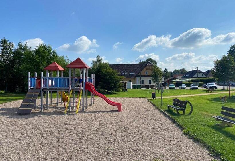 ペンション Penzion Stanice Lyžařů Fryšava