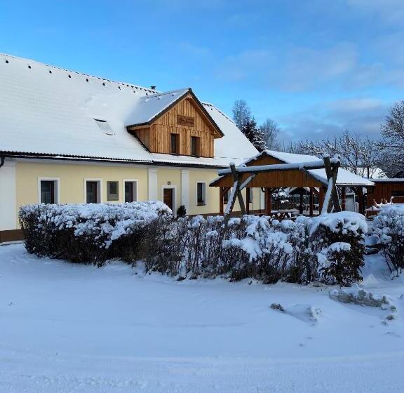 ペンション Penzion Stanice Lyžařů Fryšava