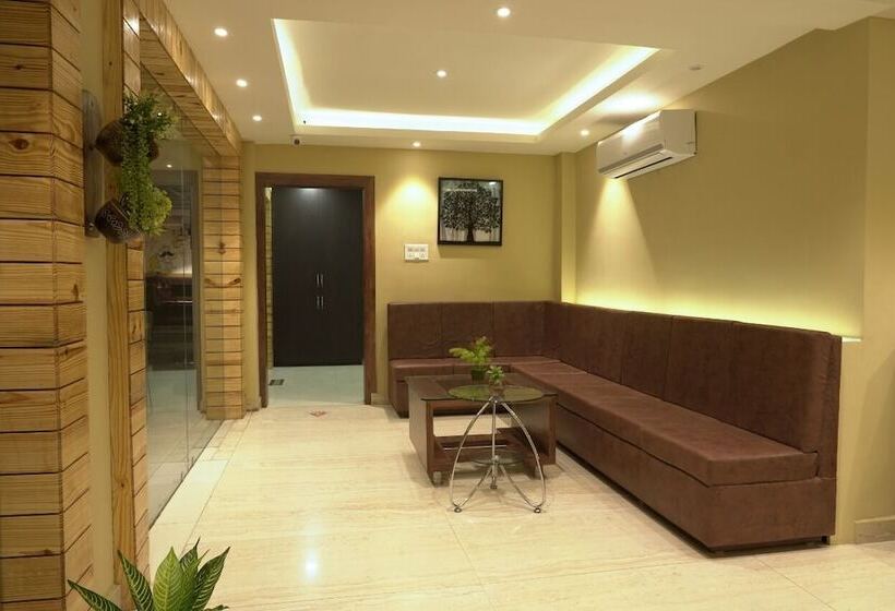 호텔 Capital House