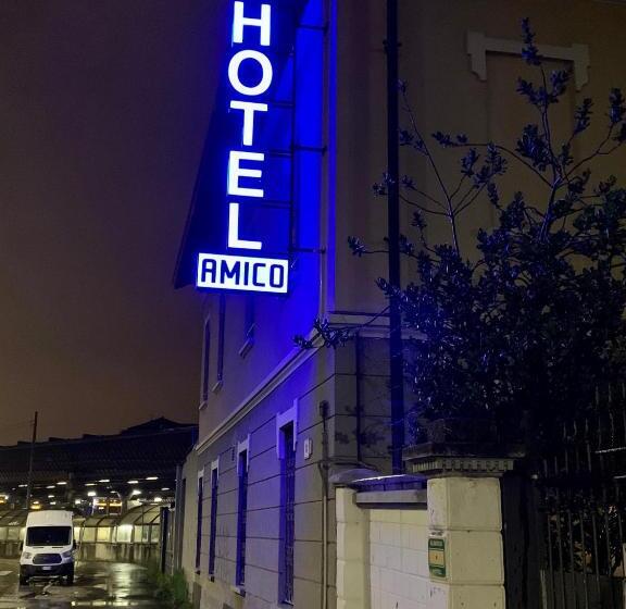 هتل Amico
