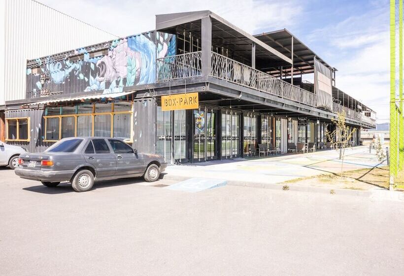 酒店 Box Park