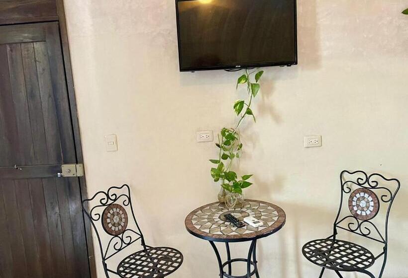 هتل Chi Ibal Hu Cancun