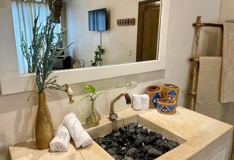 هتل Chi Ibal Hu Cancun