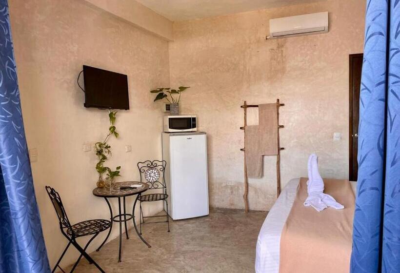 هتل Chi Ibal Hu Cancun