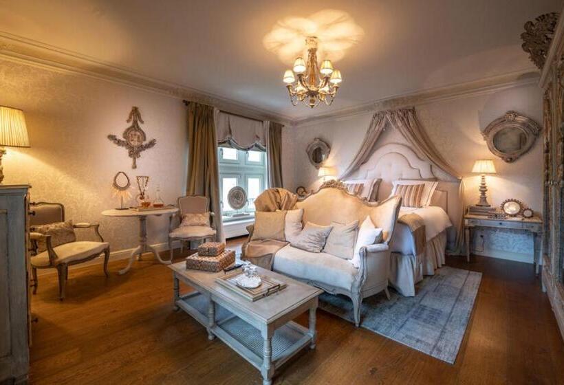 Отель Kasteel Van Ordingen